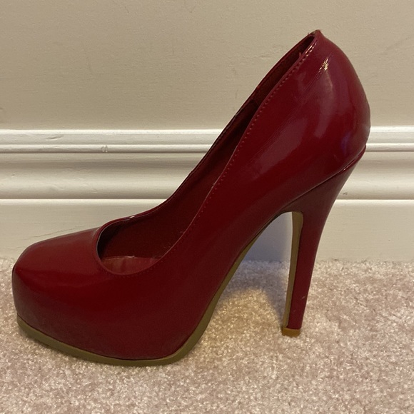 Bucco red patent high heel - Picture 2 of 10